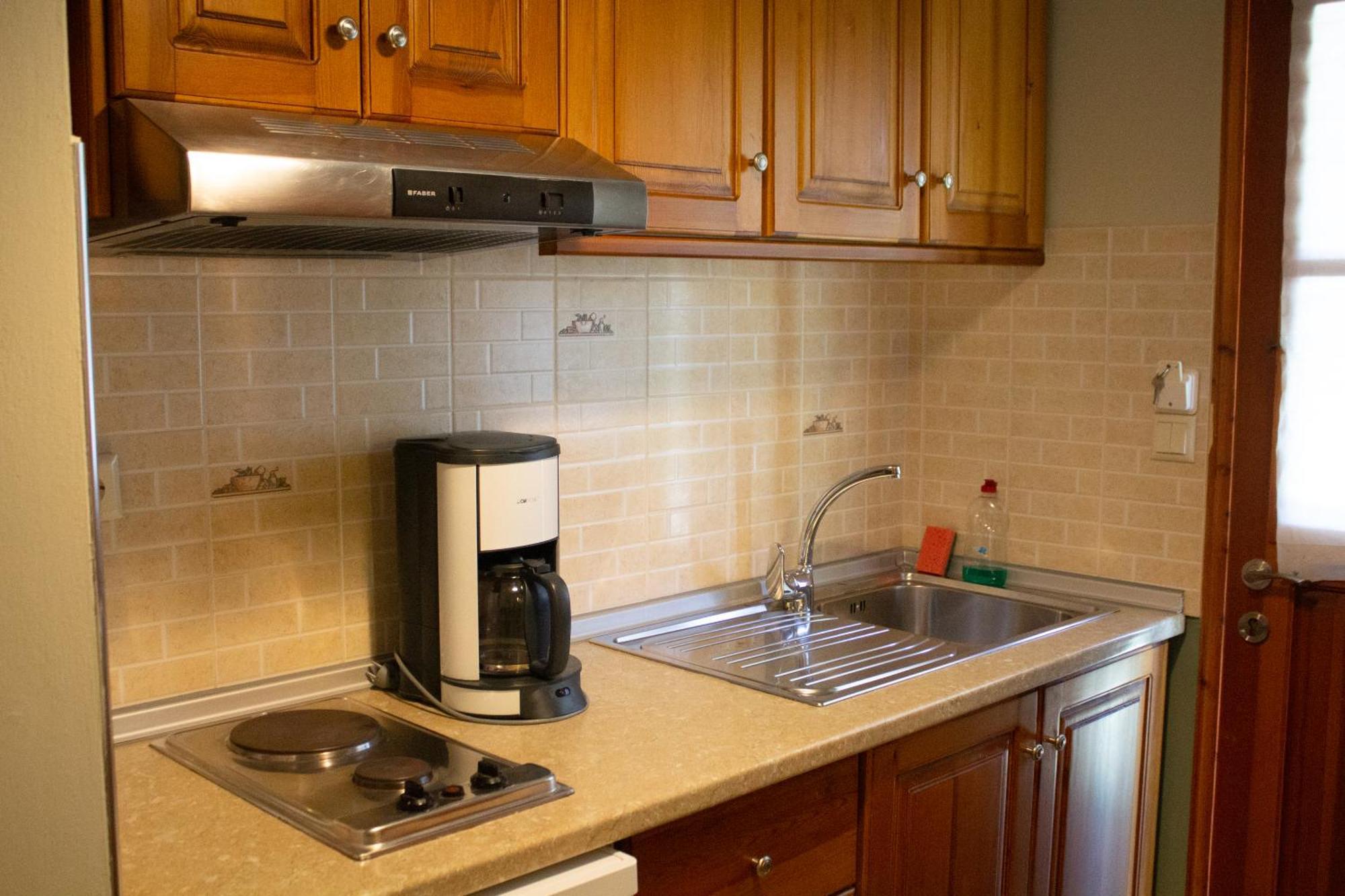 Kritamos Apartments カルダミリ エクステリア 写真
