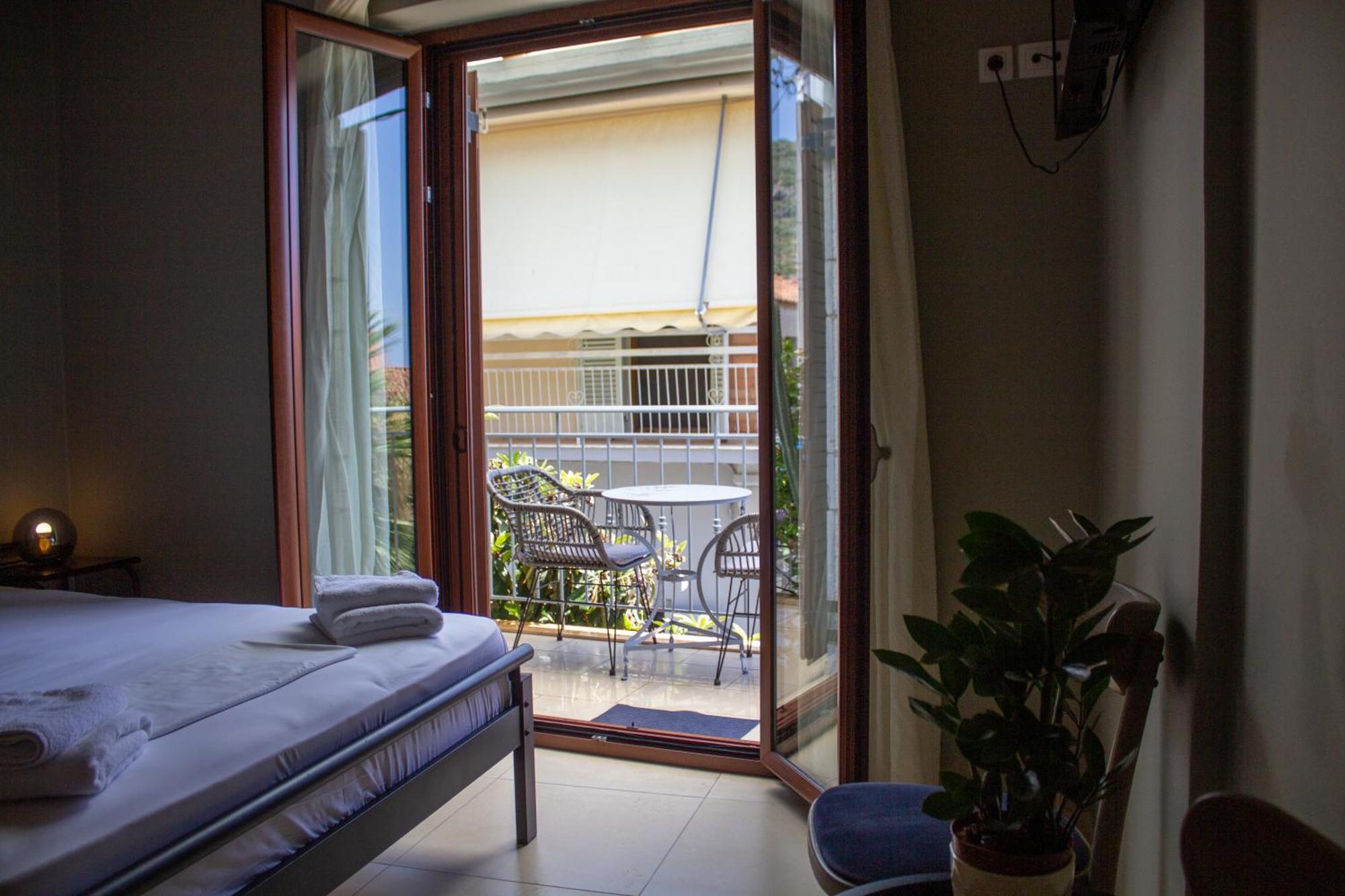 Kritamos Apartments カルダミリ エクステリア 写真